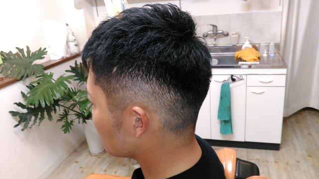 メンズショートヘア